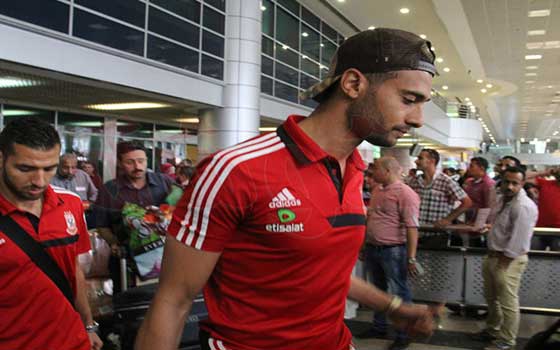   مصر اليوم - بعثة الأهلي تصل القاهرة بعد التعادل مع فريق سيوي سبورت