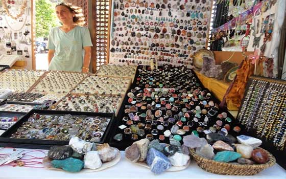   مصر اليوم - بازار عن الحرف اليدوية المصرية في المركز الثقافي في لندن