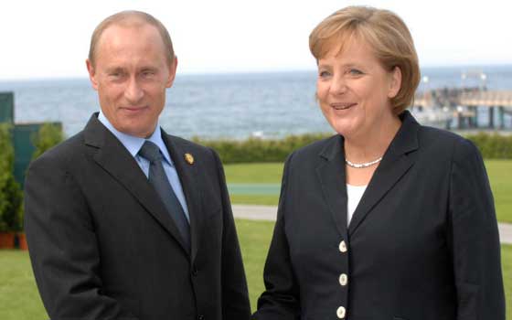   مصر اليوم - بوتين يؤكد لميركل مواصلة موسكو مفاوضات الغاز مع أوكرانيا