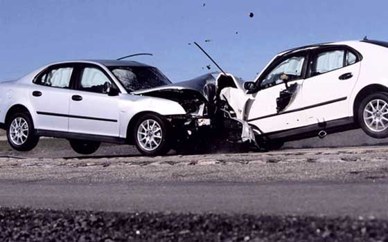   مصر اليوم - مقتل شخص وإصابة آخرين في حادث تصادم سيارتين في العبور