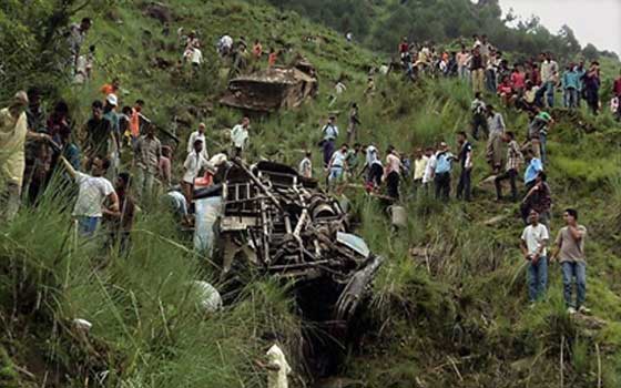 مصر اليوم - مقتل 13 روسيًا في حادث مروري في الهند