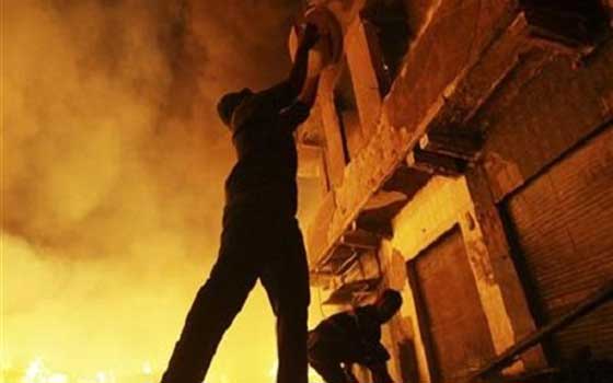   مصر اليوم - إخماد حريق فى 7 منازل بسوهاج وإصابة شخصين