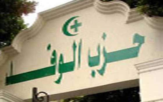 مصر اليوم - مجهولون يشعلون النِّيران في سيارة أمين الوفد في بني سويف