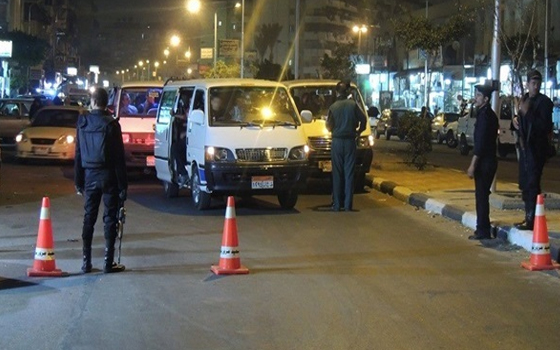   مصر اليوم - الأمن يمشط شوارع دمنهور لمطاردة أنصار الإخوان عقب اشتباكات مع الأهالي