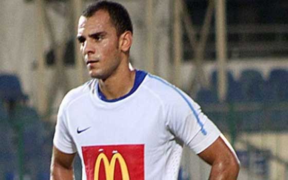   مصر اليوم - خالد قمر يجدد عقده مع الشرطة لمدة 3 مواسم