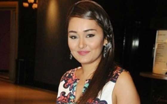   مصر اليوم - الفنانة راندا البحيّري تنفي أيّة علاقة لشقيّقها بـالإخوان