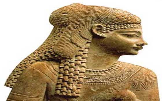   مصر اليوم - مركز التوثيق الحضاريّ يناقش لغز وفاة الملكة كليوباترا