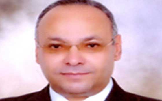 مصر اليوم - محافظ بني سويف يتبرع بنصف راتبه لصالح صندوق دعم مصر