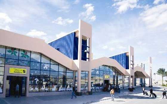 مصر اليوم - وصول 3000 سائح الإثنين إلى منتجعات وفنادق مرسى علم