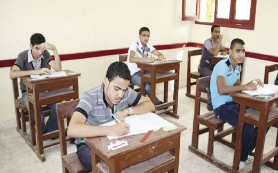   مصر اليوم - بدء أعمال التصحيح للدبلوم فوق المتوسط في المعاهد الفنية