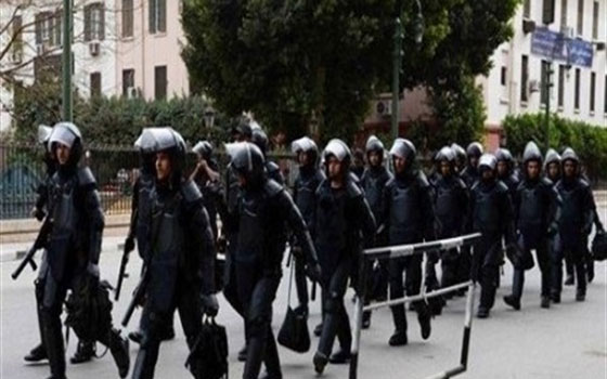   مصر اليوم - الأمن يكثف جهوده لتوقيف عاطل سرق مهمات السكة الحديد في سوهاج