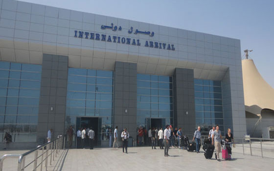   مصر اليوم - مطار الغردقة يستقبل 12 ألف سائح على متن 64 رحلة طيران دولية