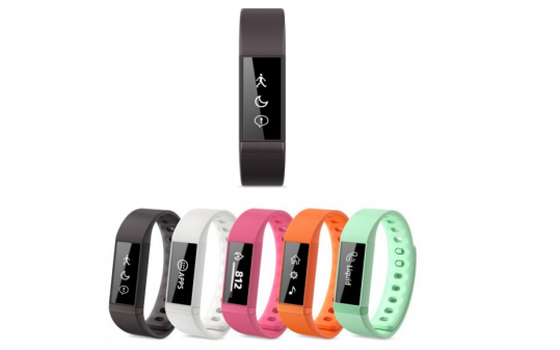   مصر اليوم - إيسر تكشف المزيد من مواصفات سوارها الإلكتروني