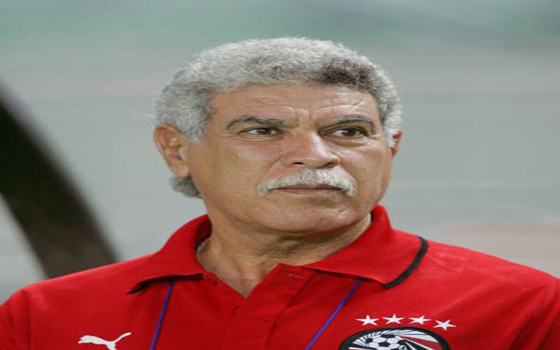   مصر اليوم - الدفاع الجديدي المغربي يفاوض المعلم حسن شحاتة