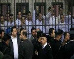   مصر اليوم - جنايات الجيزة تنظر أولى جلسات محاكمة 7 من المتهمين في القضيَّة المعروفة بـخلية أكتوبر