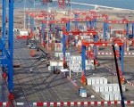   مصر اليوم - موانئ السويس تستقبل 51 ألف طن بوتاغاز وبضائع عامّة