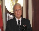 مصر اليوم - وزير الإتصالات يتفقد سنترال أكتوبر ٣ عقب حادث التفجير