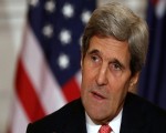  مصر اليوم - كيري لا يستبعد شن ضربات جوية في العراق وإجراء محادثات مع ايران
