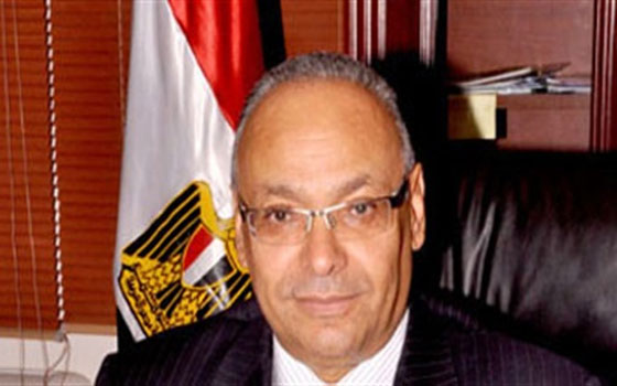 مصر اليوم - محافظ بني سويف يستقبل جثماني شهيدي الواجب من أبناء القوات المسلحة