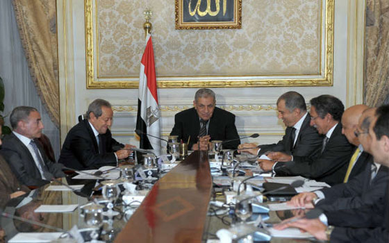   مصر اليوم - الحكومة ترفع حد الإعفاءات في ضريبة البورصة إلى 15 ألف جنيه