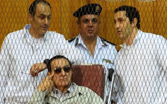   مصر اليوم - محاكمة الرئيس الأسبق تشهد مفارقات أثارها خطأ دفاع مدير أمن أكتوبر الأسبق