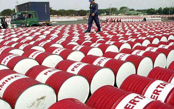   مصر اليوم - العراق يُعلن بدء تصدير 800 ألف برميل نفط يوميًا