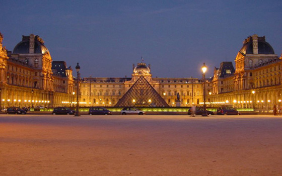   مصر اليوم - حملة وطنية لاسترجاع مسلة ميشع من متحف اللوفر إلى موطنها