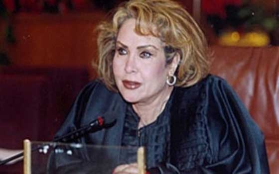   مصر اليوم - الاجتماعي الحر يدعو لوقفه حقك علينا ارفعي رأسك امام مستشفى الحلمية