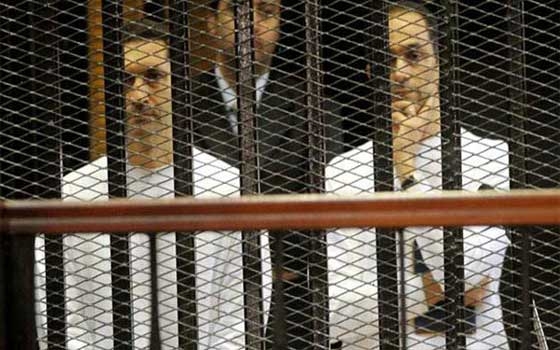   مصر اليوم - جنايات الجيزة تستكمل محاكمة نجلي مبارك وآخرين بتهمة التلاعب في البورصة