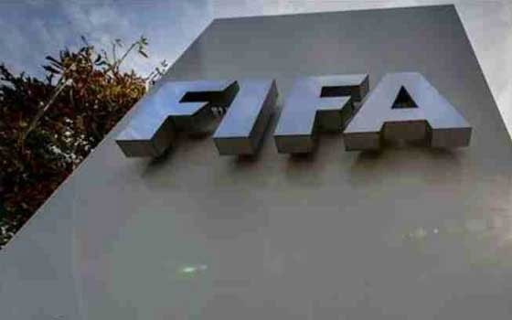   مصر اليوم - فيفا يسعى لعقد اتفاقات بين الاتحادات الوطنية واللاعبين قبل المونديال