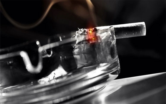   مصر اليوم - شركات التبغ تطوّر صناعة السجائر لزيادة قوة الإدمان