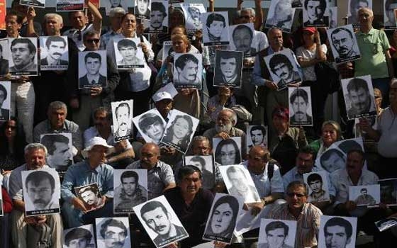   مصر اليوم - الحكم بالسجن مدى الحياة على قائدي انقلاب 1980 في تركيا الباقين على قيد الحياة