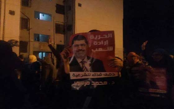   مصر اليوم - أنصار مرسي في بورسعيد يتظاهرون أول أيام رمضان