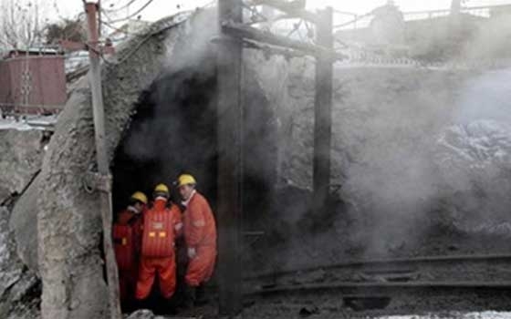   مصر اليوم - فقدان تسعة عمال في إنفجار في منجم فحم شرق أوكرانيا