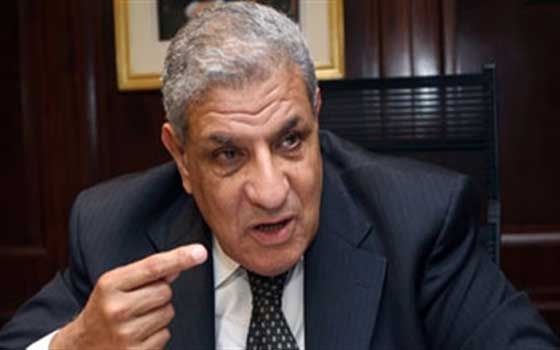   مصر اليوم - محلب: سنعمل جميعًا حكومة وقيادة وشعبًا من أجل مستقبل هذا الوطن