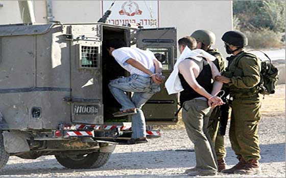 مصر اليوم - الإحتلال الإسرائيلي يعتقل أكثر من ثلاثين فلسطينيًا