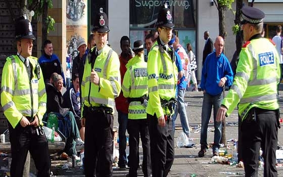   مصر اليوم - الشرطة البريطانية تطلق سراح المشتبه فيه الوحيد بقتل الطالبة السعودية