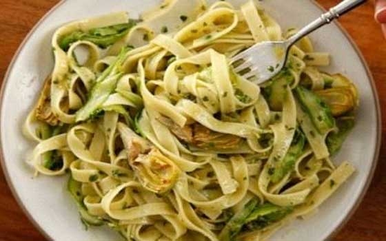   مصر اليوم - تحضير الفيتوتشيني بسلطة البيستو