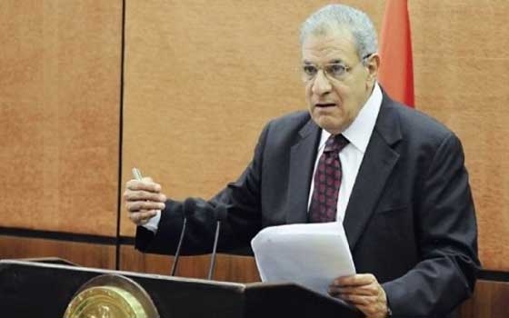   مصر اليوم - محلب يشارك في احتفالات تخرّج دفعة من كليّتي البحريّة والدفاع الجويّ