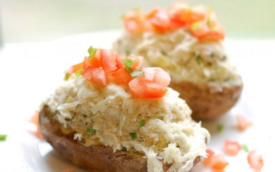   مصر اليوم - بطاطس محشوة بالخرشوف والتونة والريحان