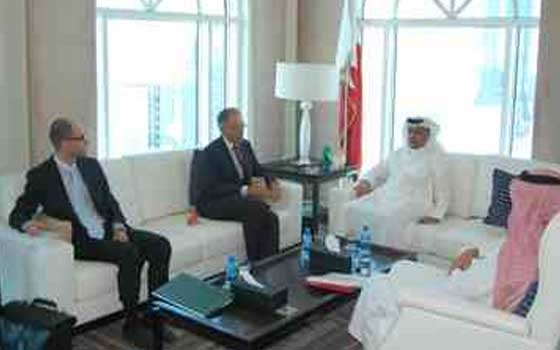   مصر اليوم - وزارة المواصلات توقع على البرتوكول المعدل لتطوير اتفاقية النقل الجوي