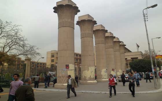   مصر اليوم - مجلس عين شمس يمنح 11 أستاذا جائزة الجامعة التقديريّة لعام 2013