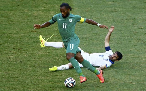   مصر اليوم - منتخب اليونان يطرد كوت ديفوار ويتأهل إلى دور الـ 16