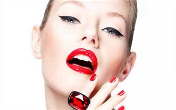   مصر اليوم - خمس خطوات هامة للحصول على شفاه مناسبة