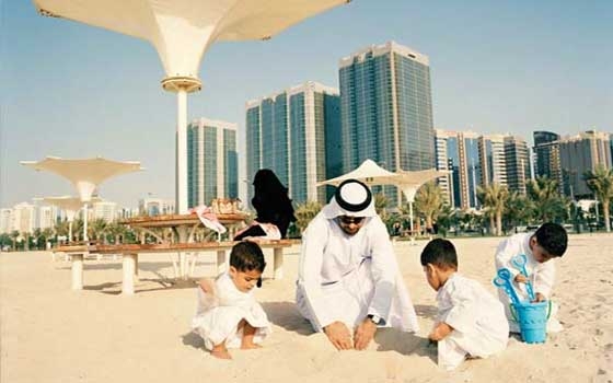   مصر اليوم - شواطئ أبوظبي والبطي تستقطب مليونًا و300 ألف زائر خلال 3 أشهر