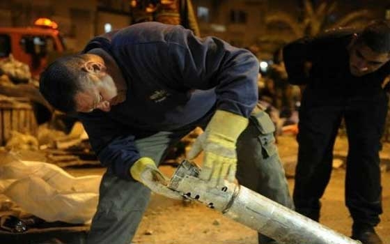   مصر اليوم - الاحتلال يعلن عن سقوط 15 صاروخًا على جنوب إسرائيل