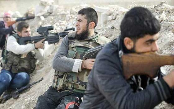   مصر اليوم - اشتباكات بين مقاتلي الدولة الإسلاميّة ومجلس شورى المجاهدين في دير الزور