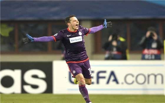   مصر اليوم - النمساوي هوسينير ينتقل إلى رين الفرنسي لمدة ثلاثة سنوات