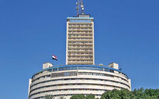   مصر اليوم - نجوان قدري تدير الإذاعة المصريَّة ورشاد ينتظر قرار التَّجديد