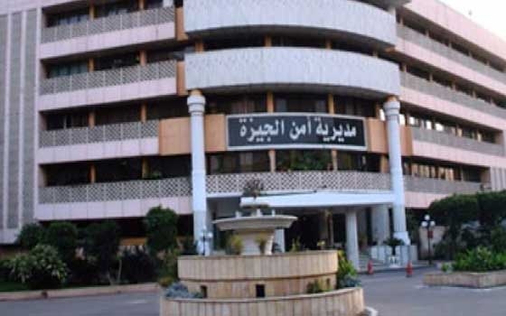   مصر اليوم - رئيس مباحث ينجو بعد سقوطه في بئر منزل أحد لصوص الآثار